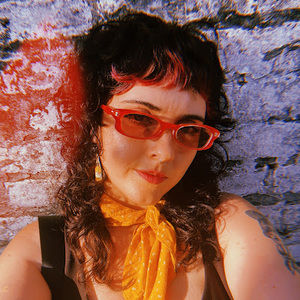 Meet your Posher, Lizzie